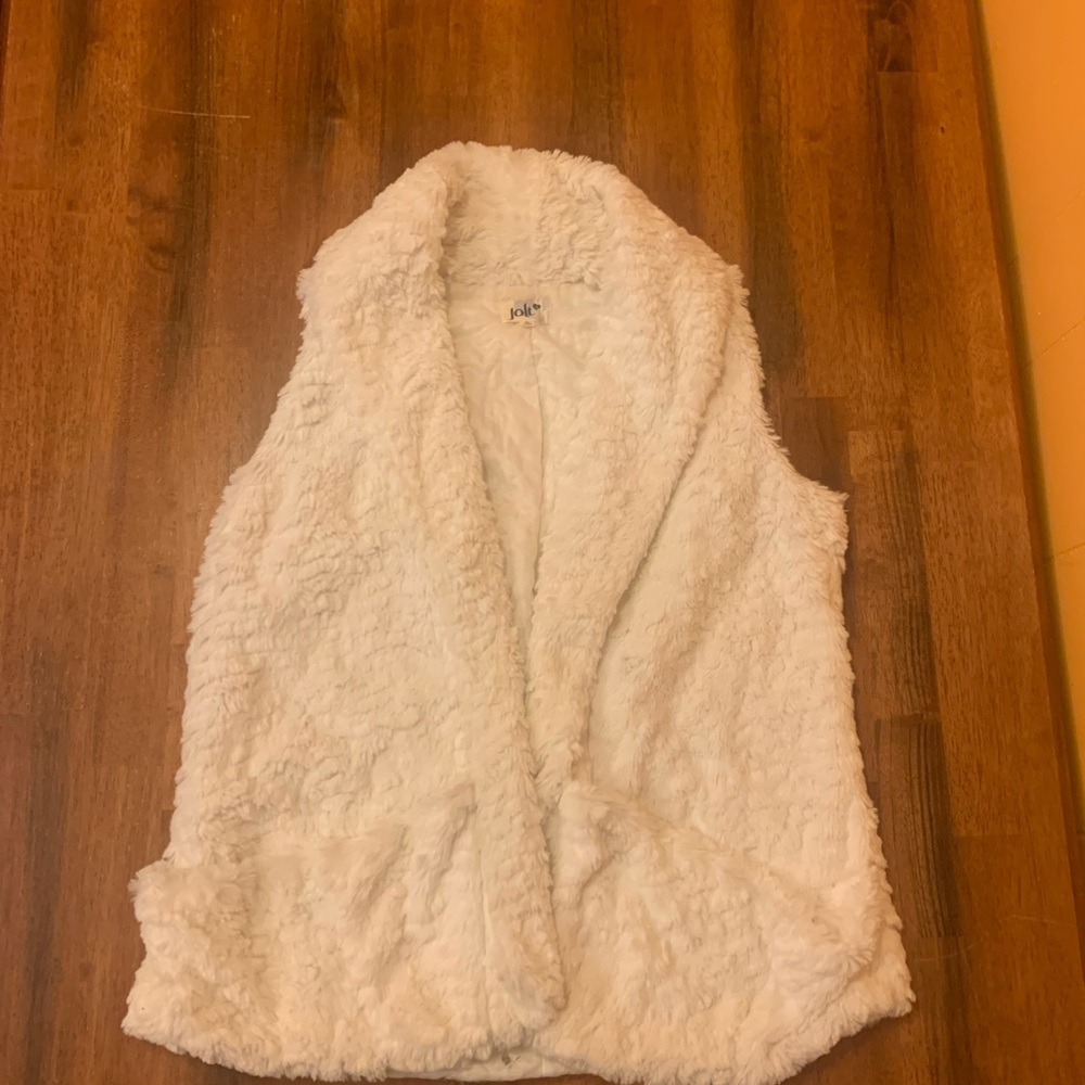 Jolt Vest Large White Fuffy Big pockets open vest Soft Warm Winter Holiday